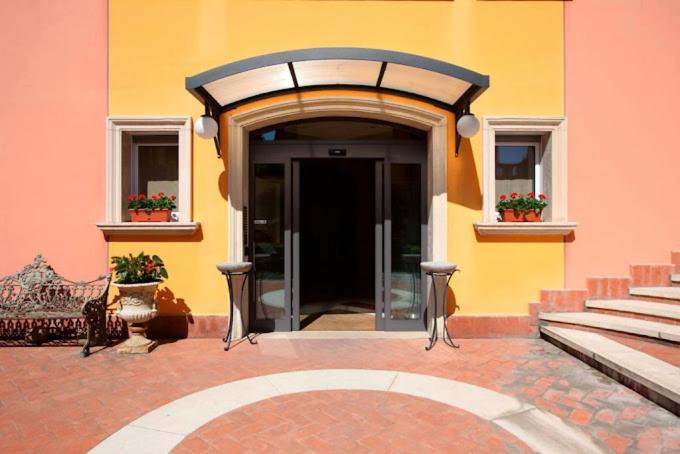 Aparthotel Residenza Carracci Boloňa Exteriér fotografie